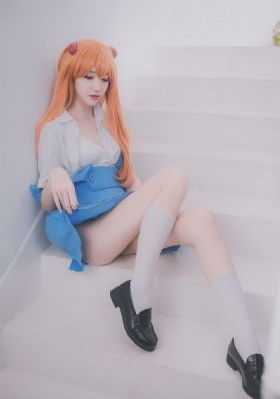 小资女孩向前冲_吉吉电影在线观看